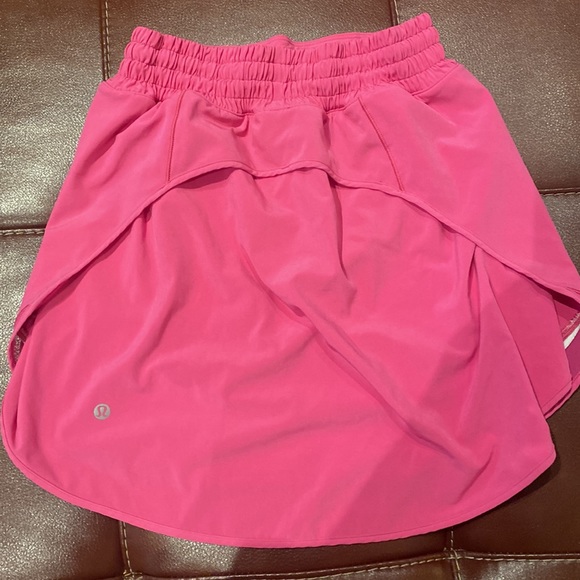 Lululemon Hotty Hots skirt - Picture 2 of 2